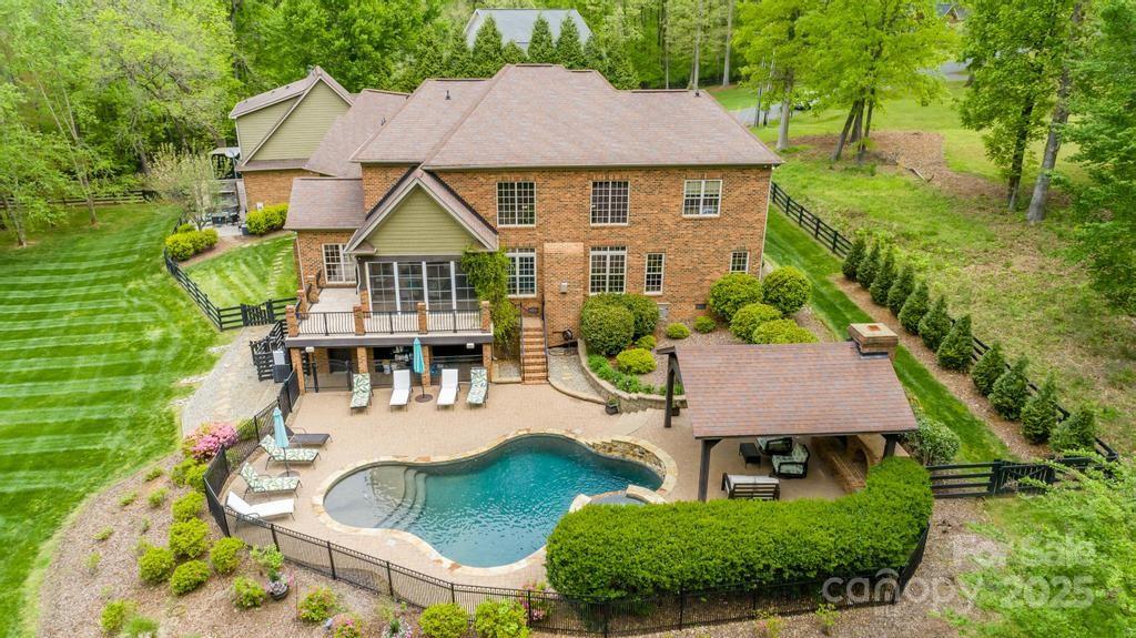 Spicewood Acres - Residential