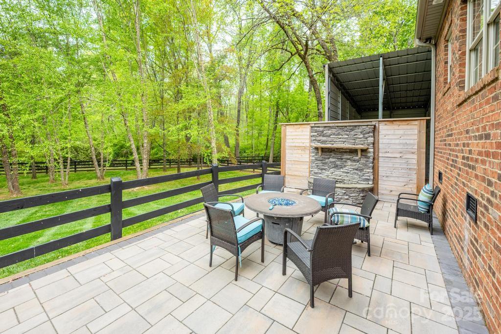 Spicewood Acres - Residential