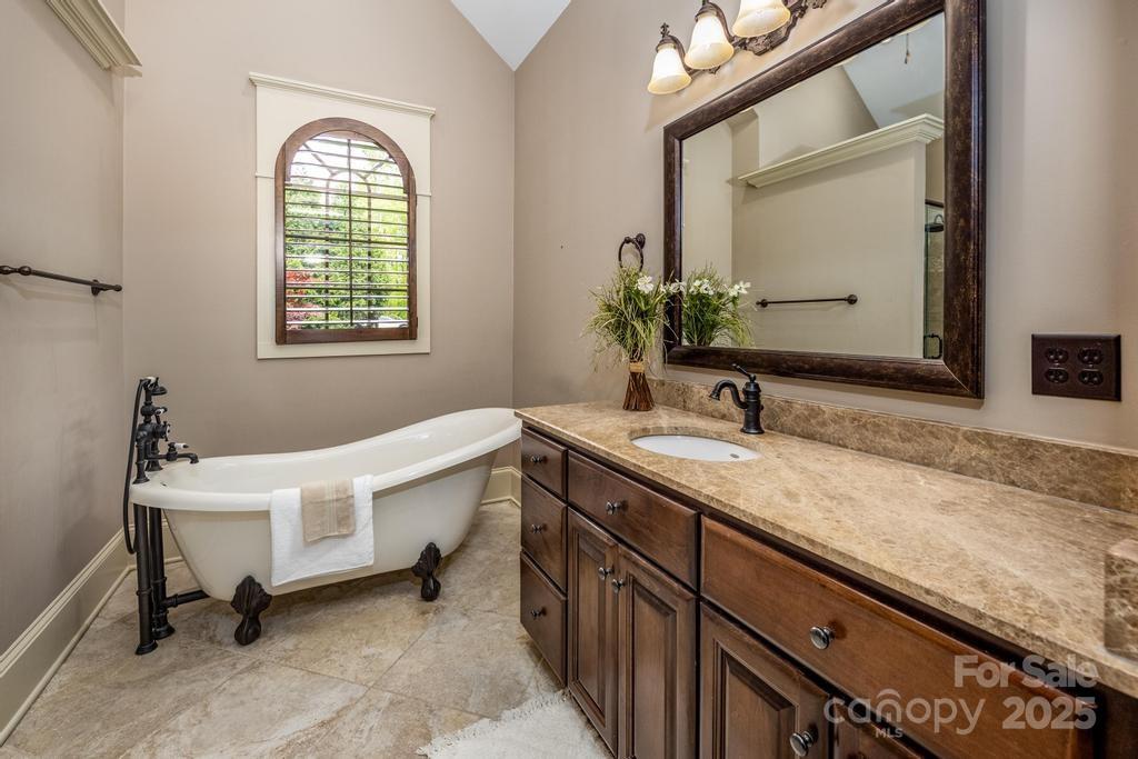 Spicewood Acres - Residential