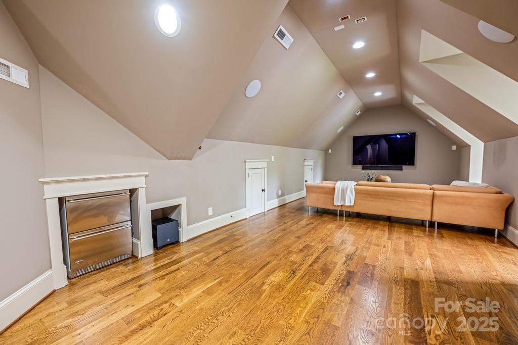 Spicewood Acres - Residential