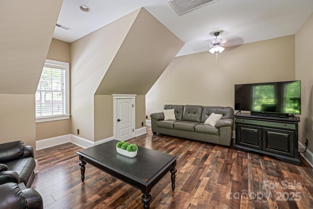 Spicewood Acres - Residential