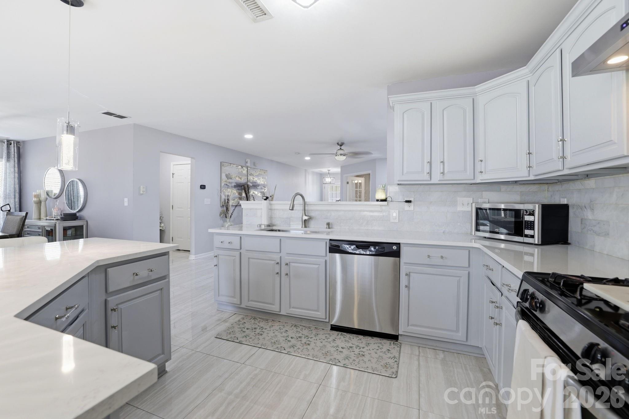 Waterlyn - Residential