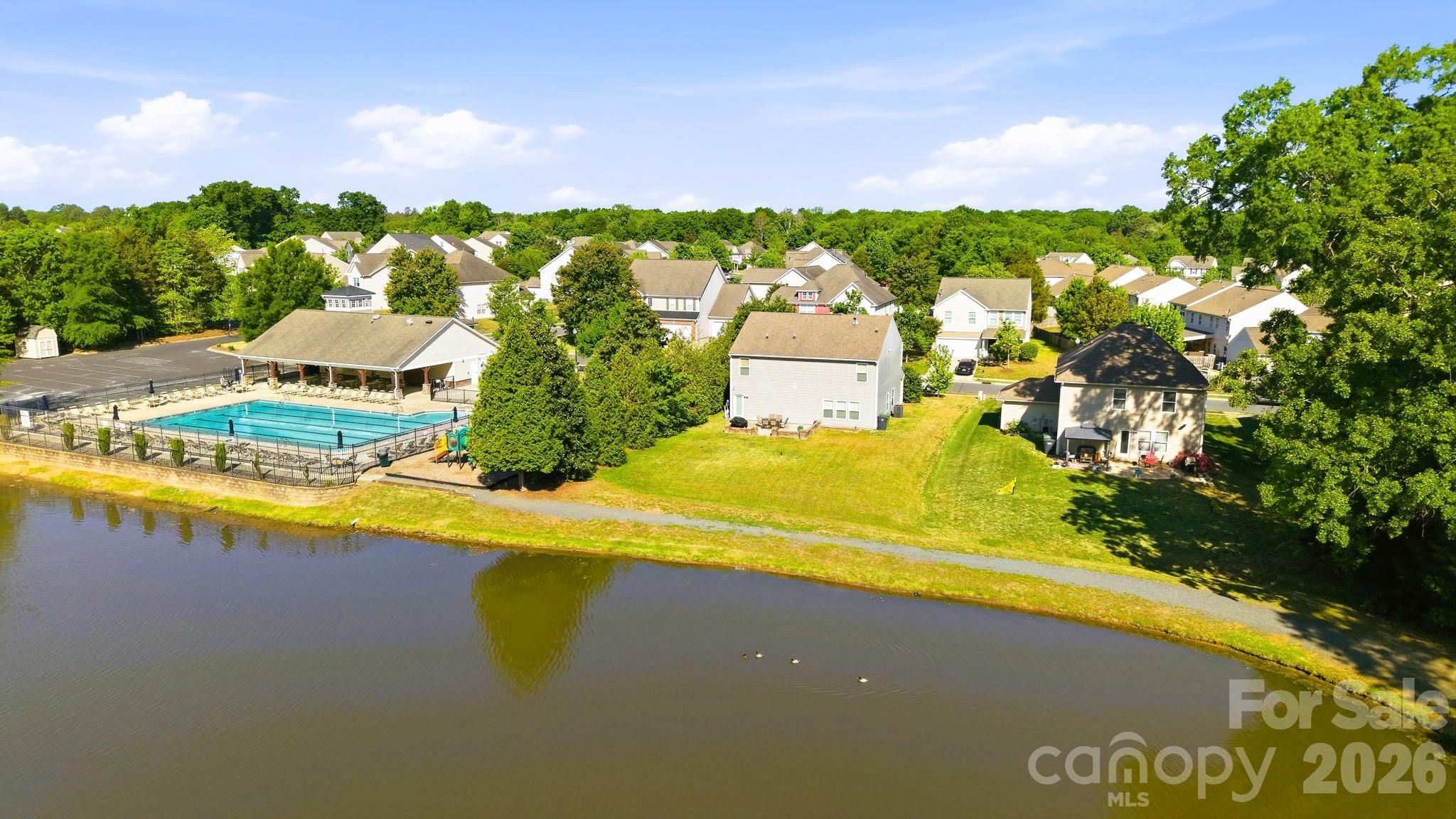 Waterlyn - Residential