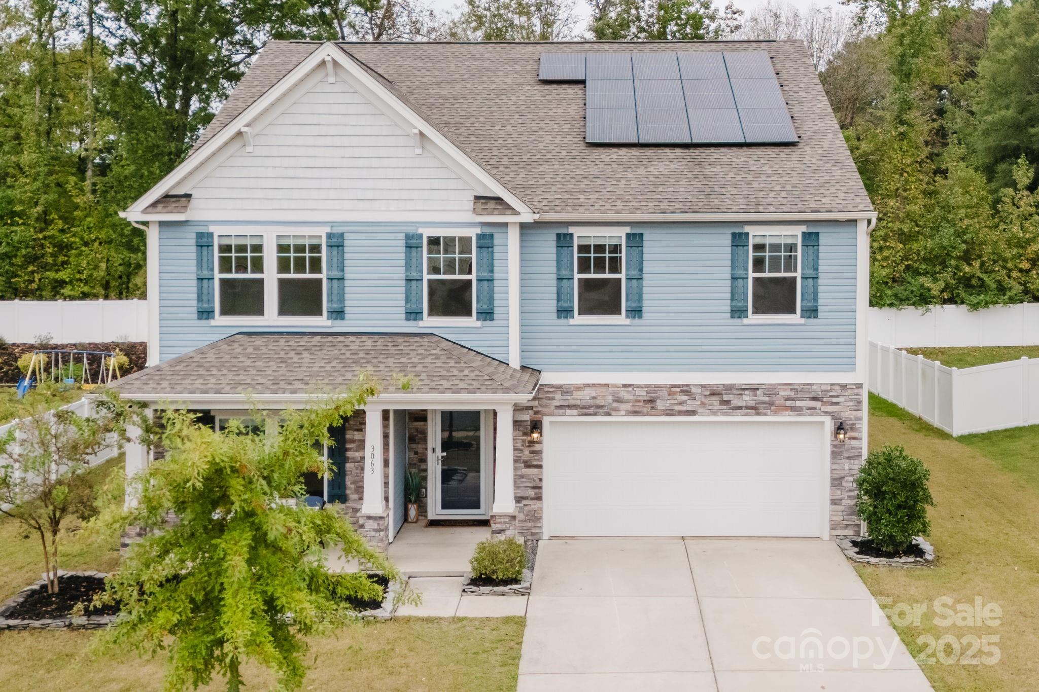 Clover, South Carolina 29710, United States, 4 Bedrooms Bedrooms, ,4 BathroomsBathrooms,Residential,Active,220795