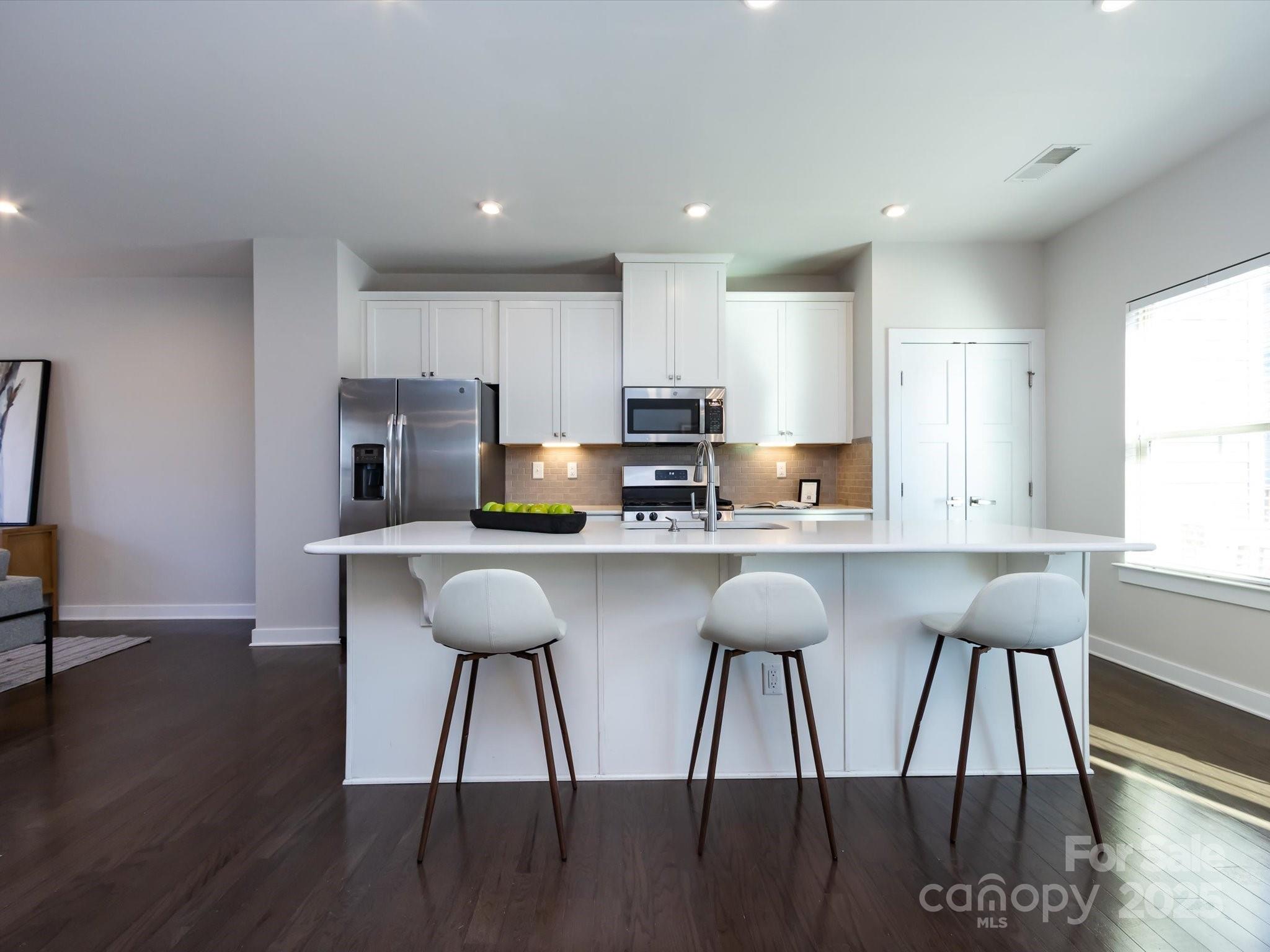 Townes of Oakhurst - Residential