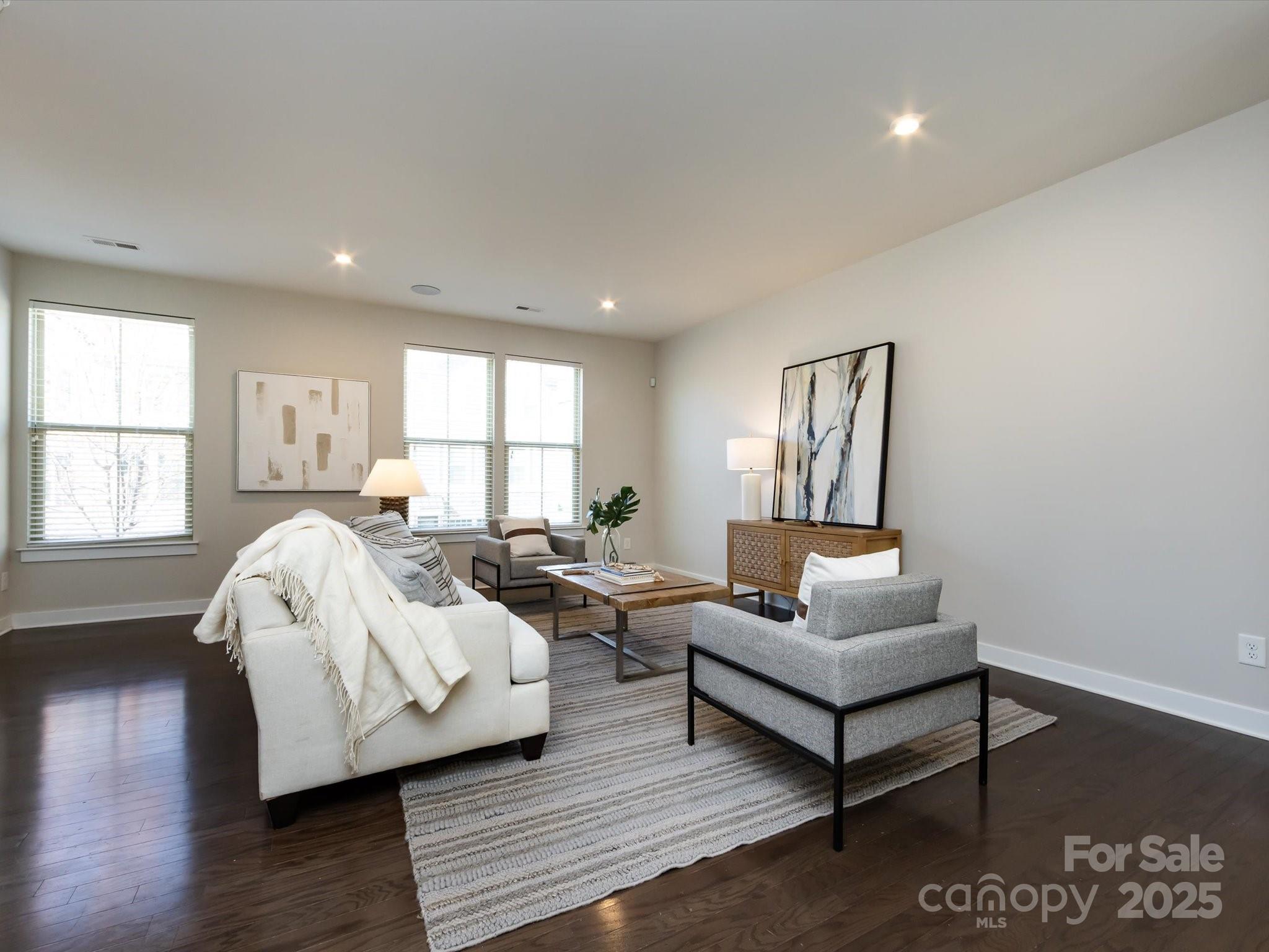 Townes of Oakhurst - Residential