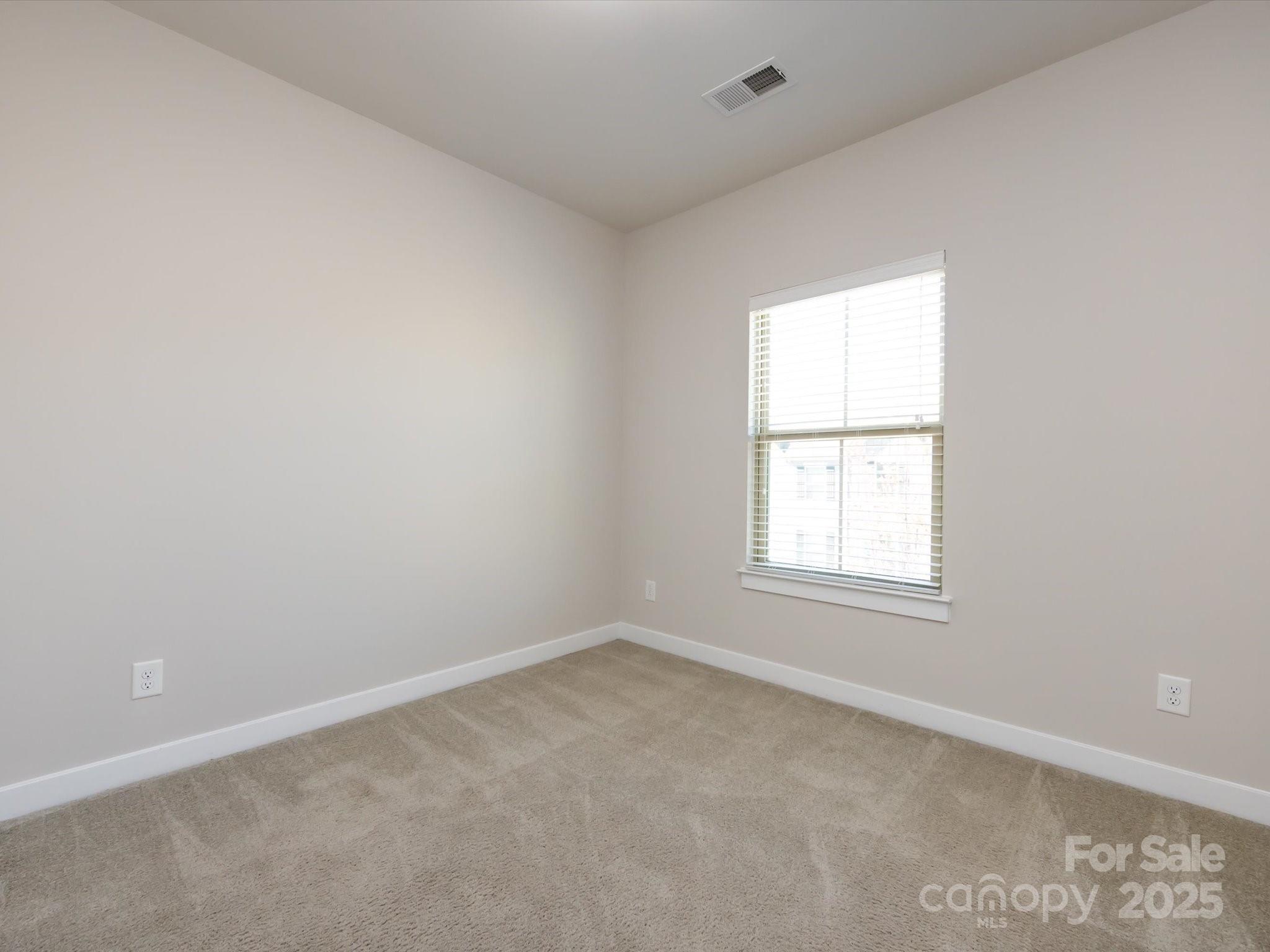 Townes of Oakhurst - Residential