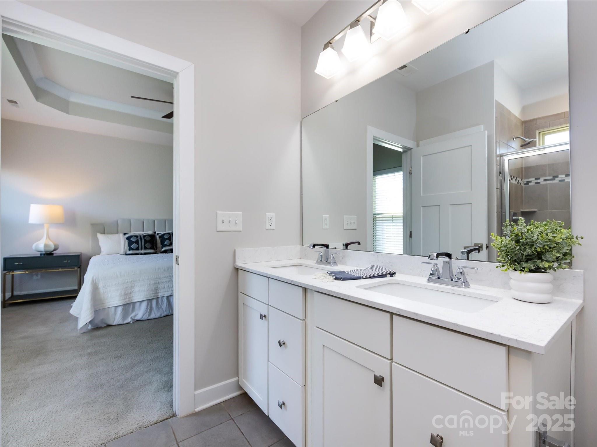 Townes of Oakhurst - Residential