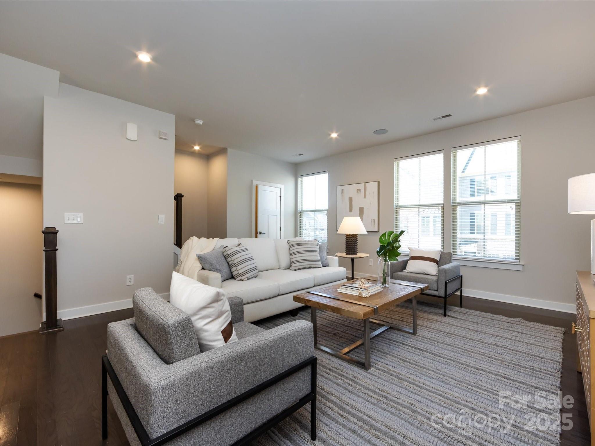 Townes of Oakhurst - Residential