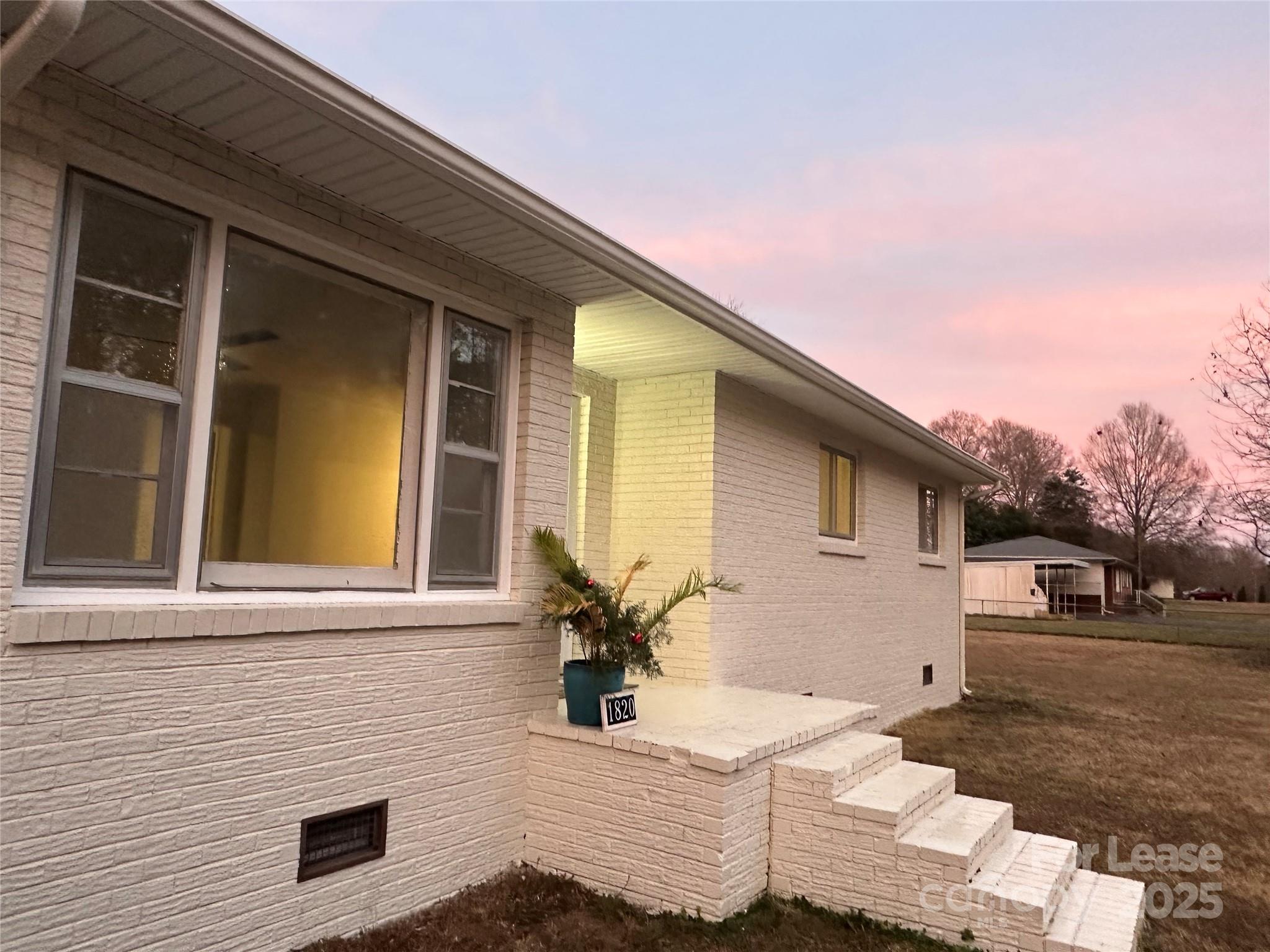 1820 Peach Orchard Road