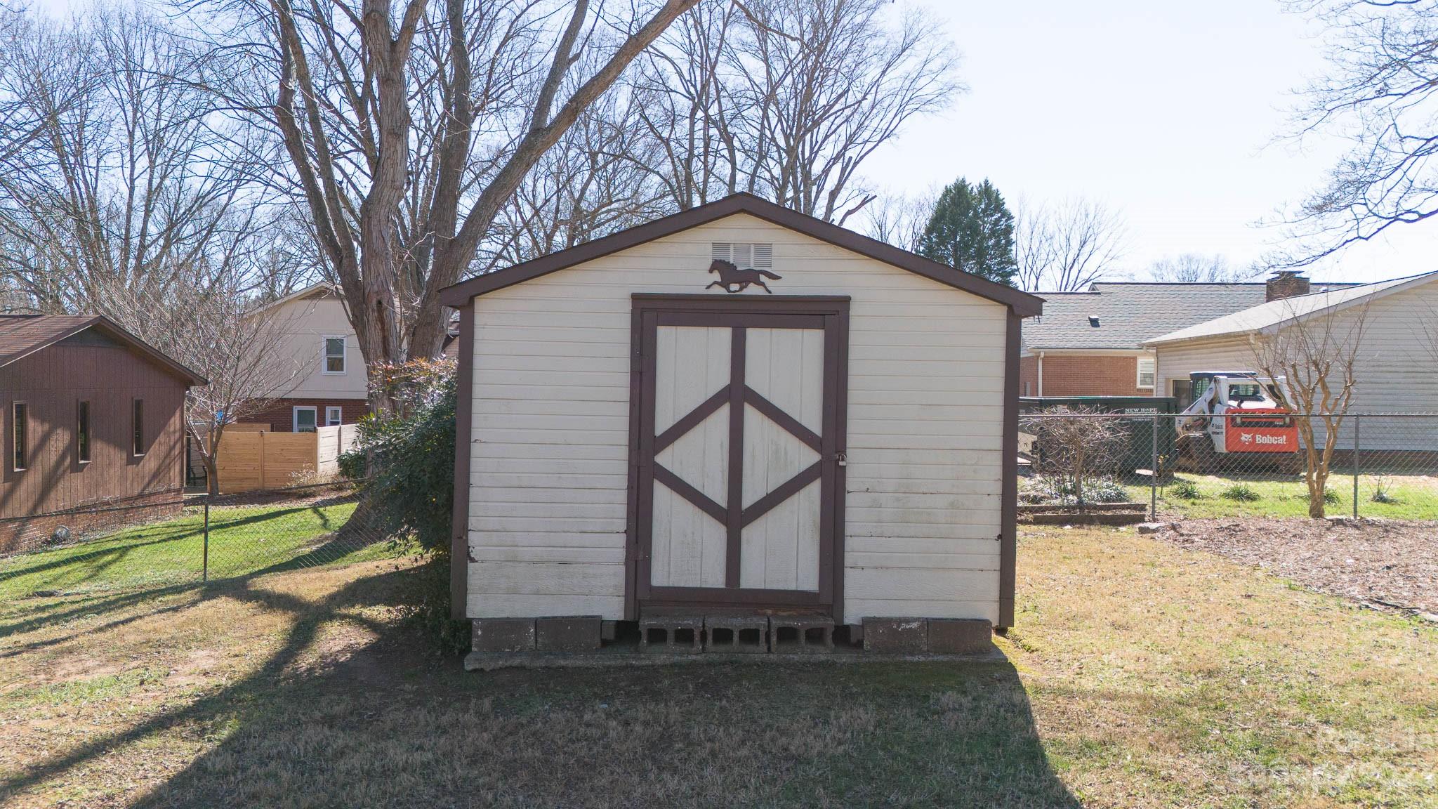 Kingswood - Residential