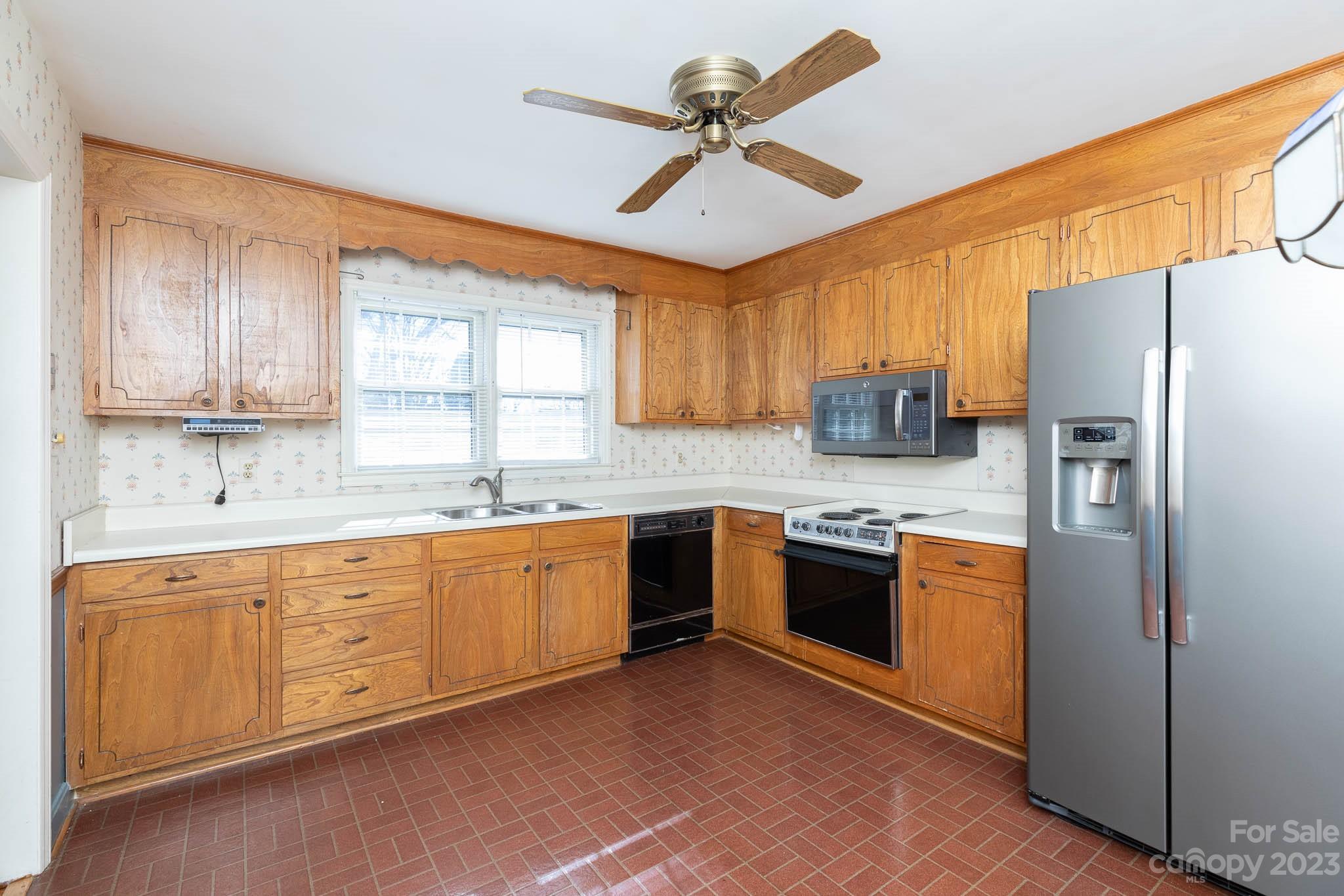 Kingswood - Residential