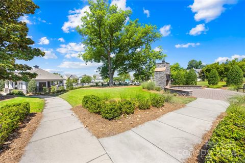 A home in Tega Cay