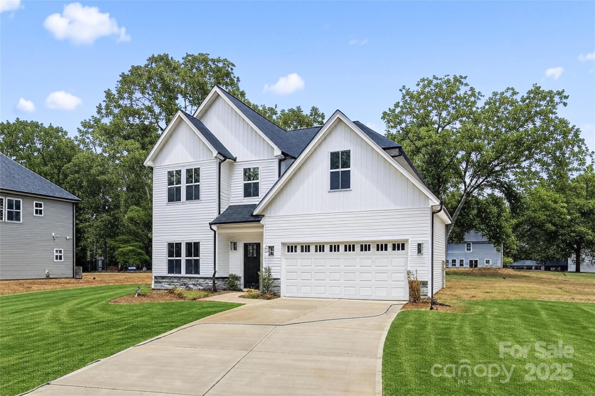 205 Henderson Circle