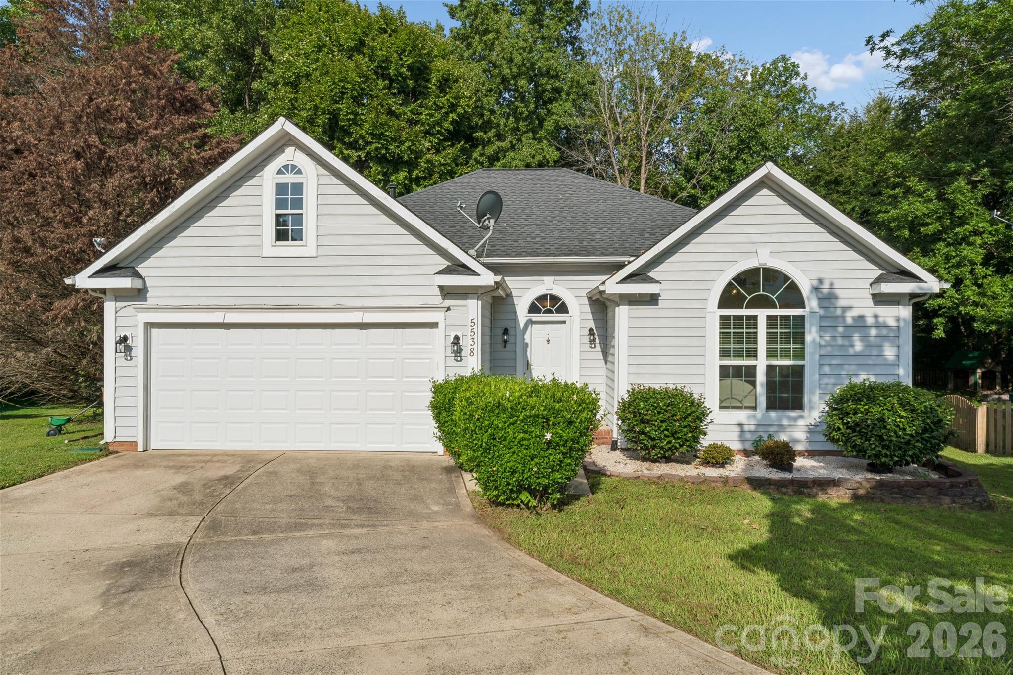 5538 Whispering Wind Lane