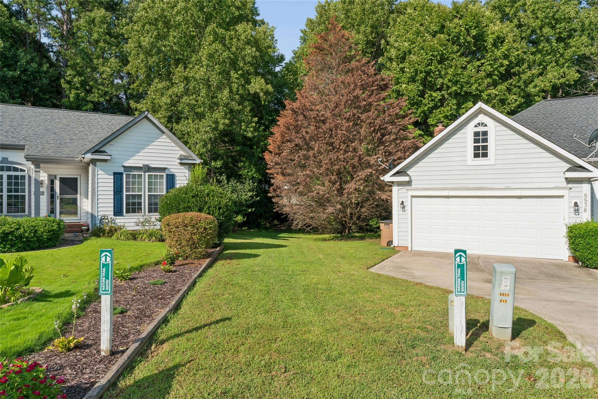 5538 Whispering Wind Lane