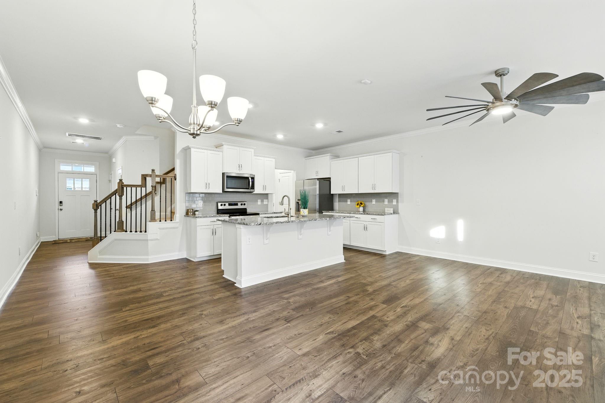 607 Santa Clara Drive