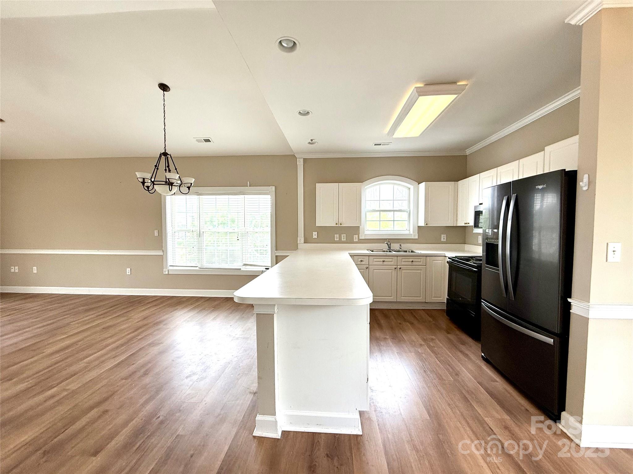 8668 Coralbell Lane 10