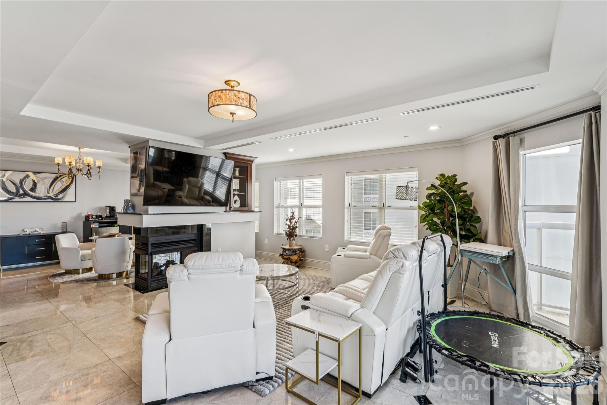 520 E Martin Luther King Jr Boulevard