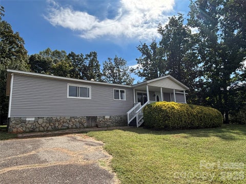 Photo of 4382 Anderson Mountain Road, Maiden, NC 28650 (MLS # 4432392)
