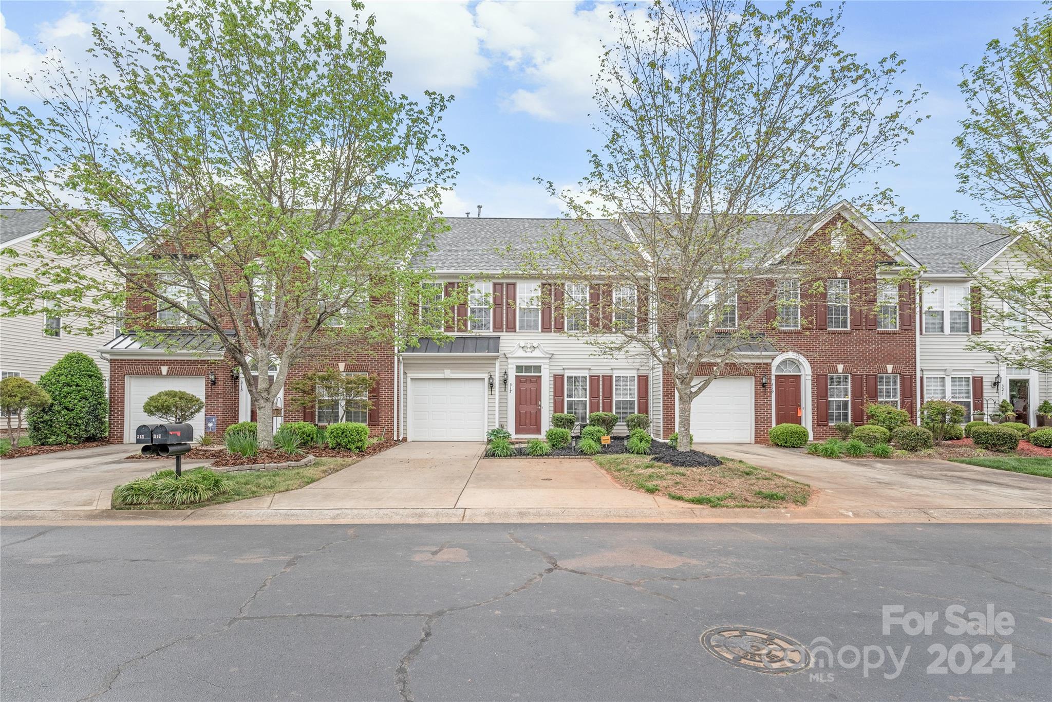 Fairway Townes - Residential