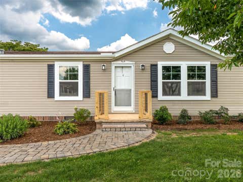 Photo of 448 Riverwind Drive, Hendersonville, NC 28739 (MLS # 4381752)
