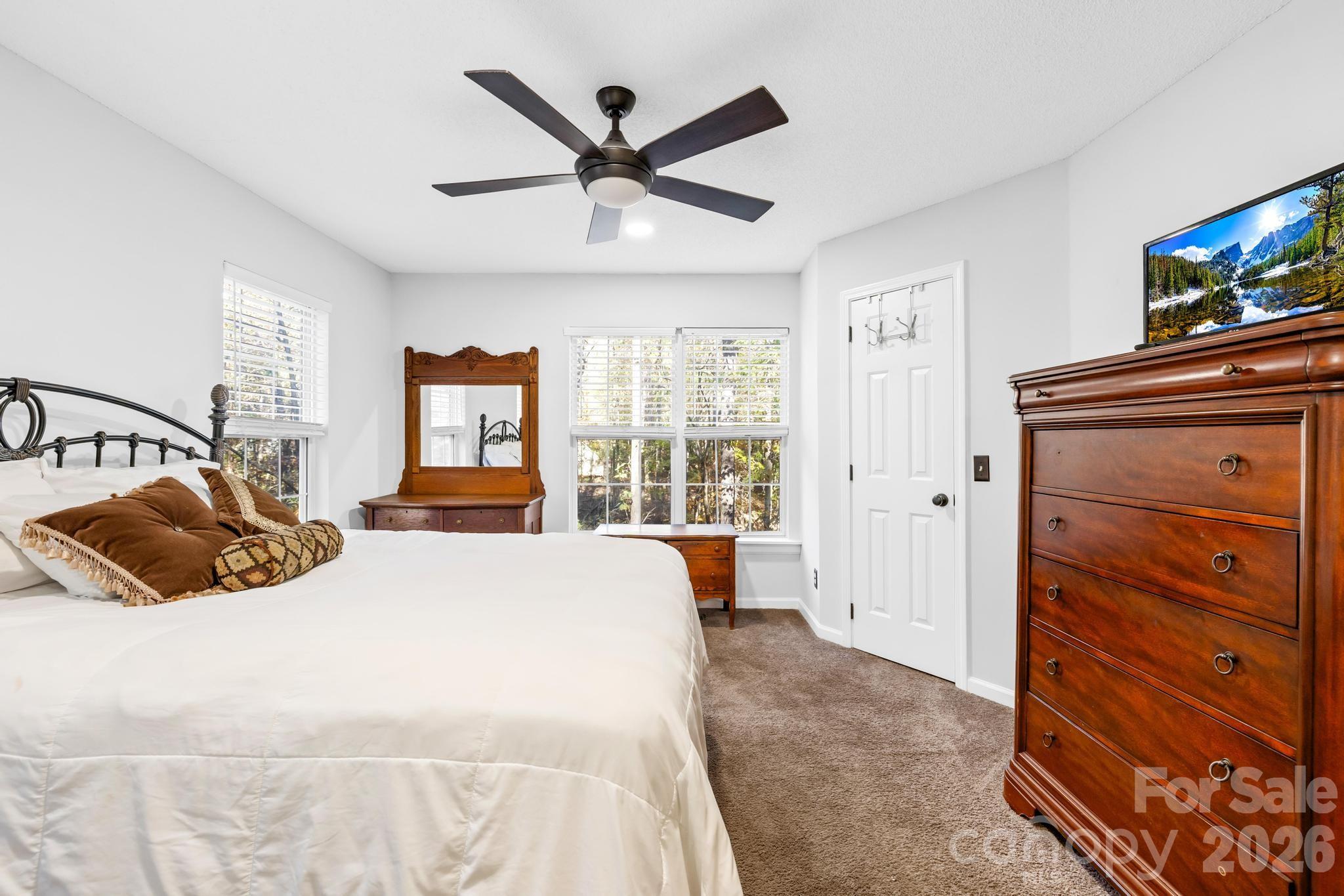 Mills Pond - Residential