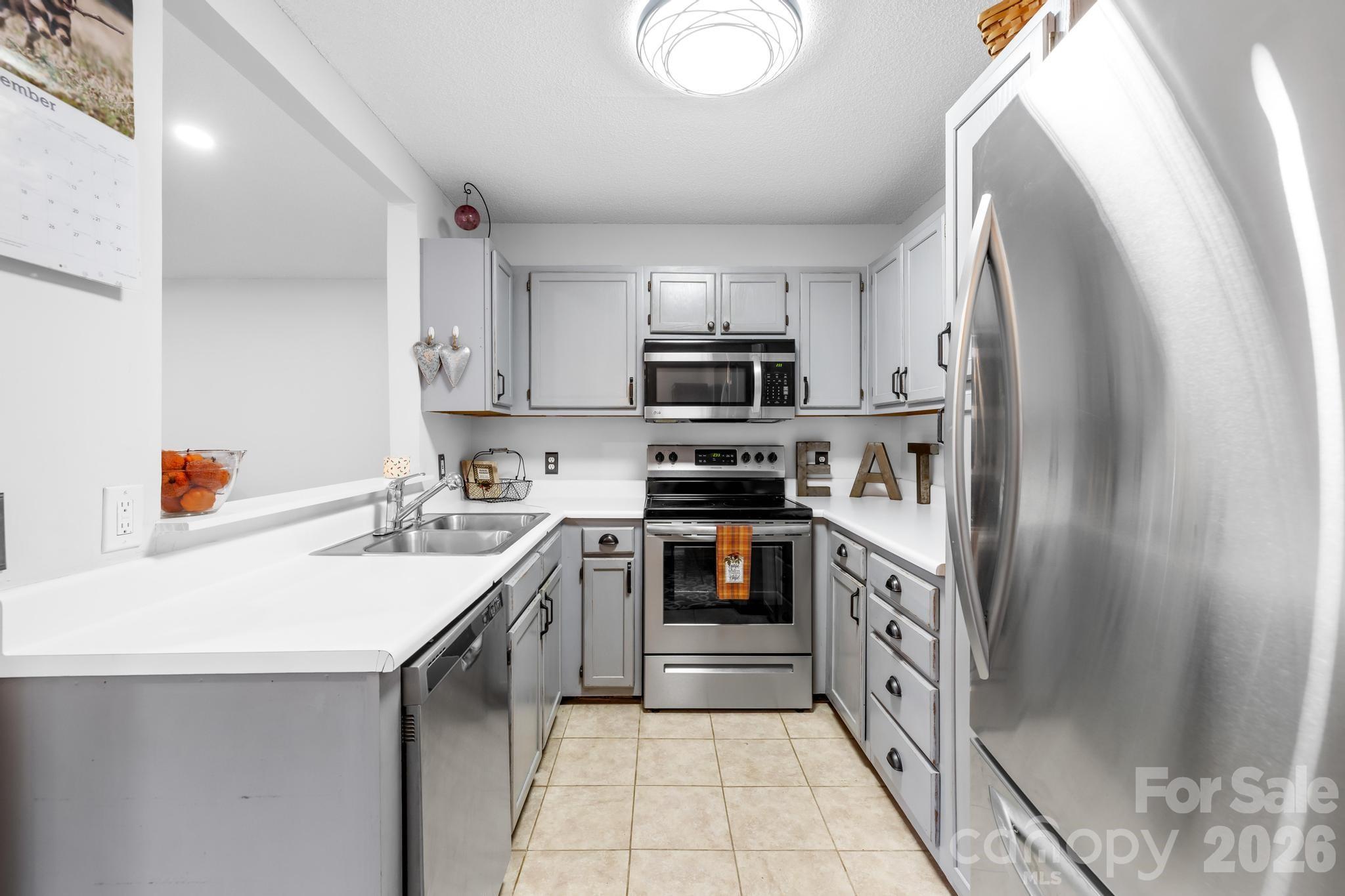 Mills Pond - Residential