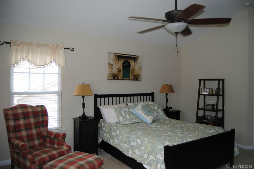 Ridge Pointe - Residential