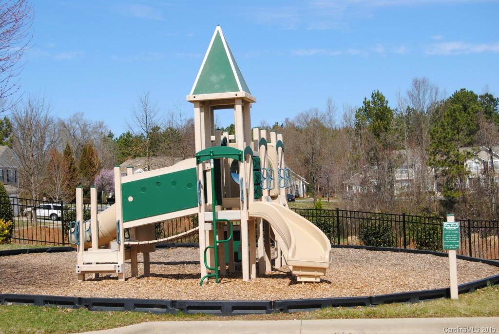 Ridge Pointe - Residential