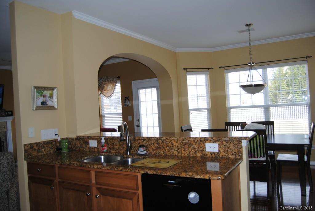 Ridge Pointe - Residential