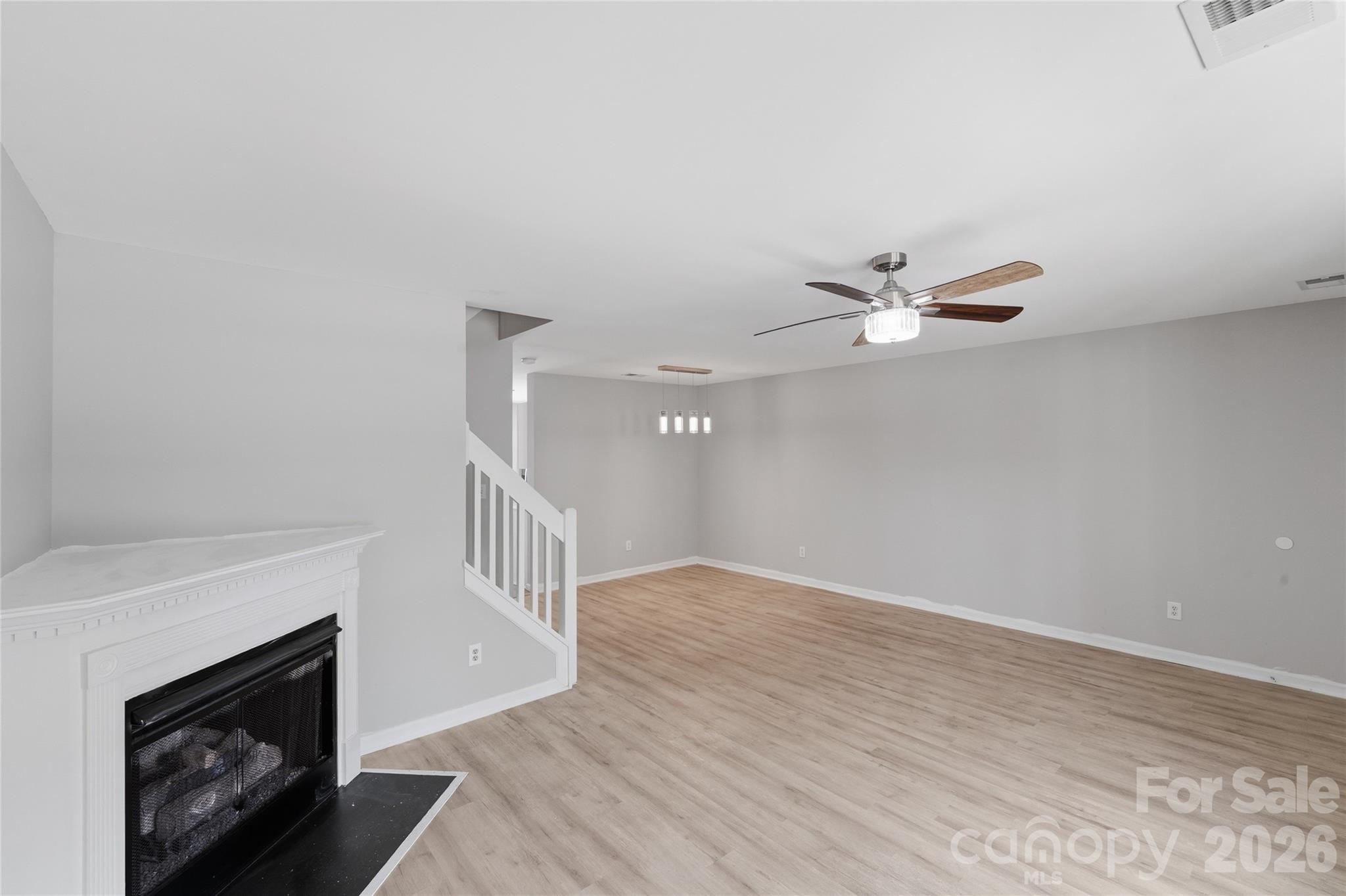 The Landing at Hickory Grove - Residential