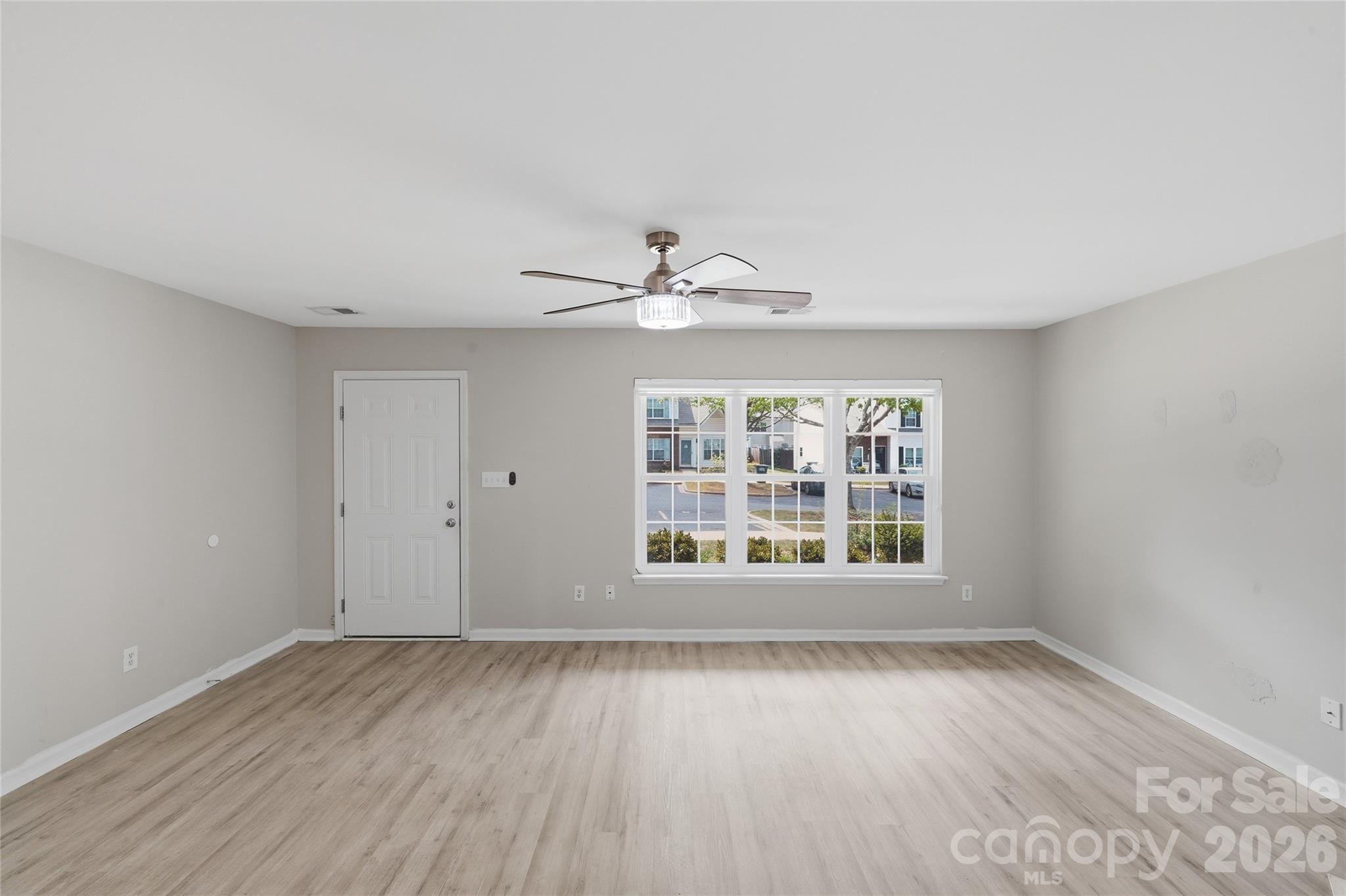 The Landing at Hickory Grove - Residential