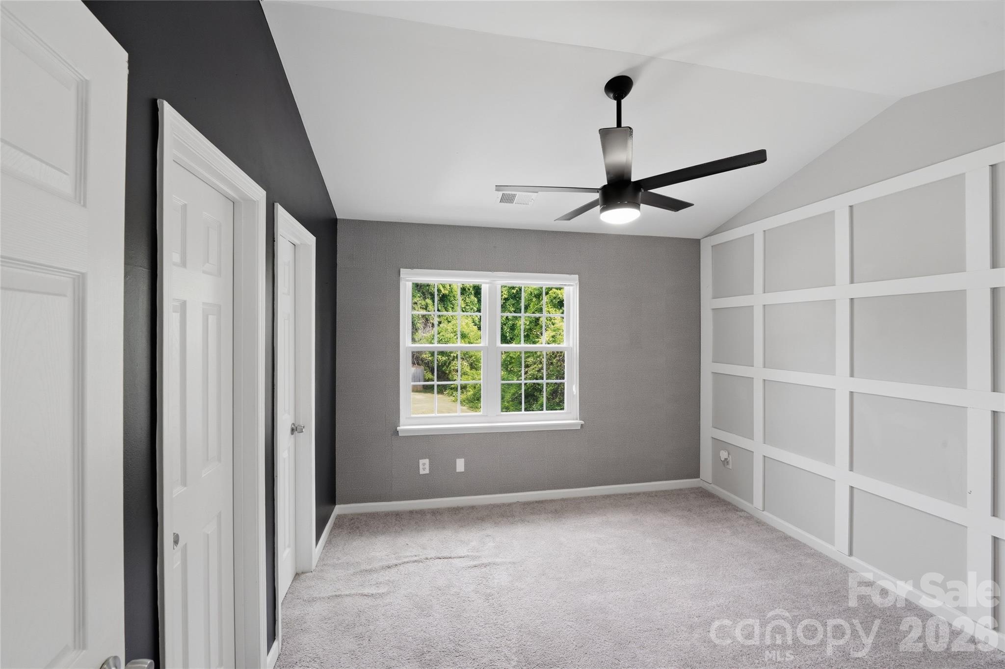 The Landing at Hickory Grove - Residential