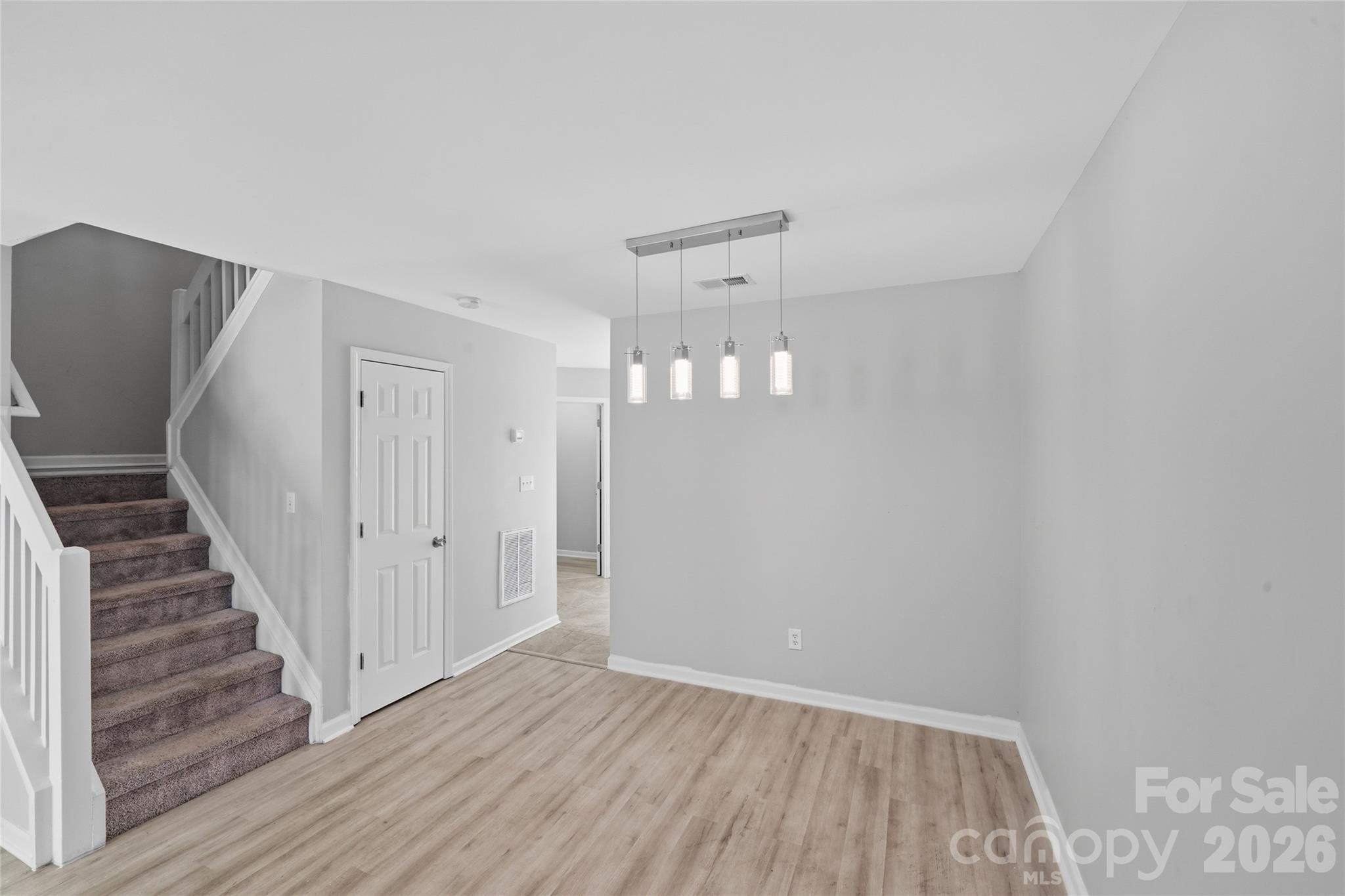 The Landing at Hickory Grove - Residential