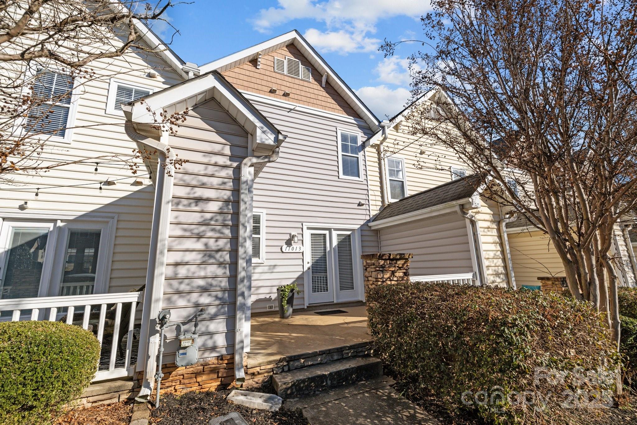 Scots Hill - Residential