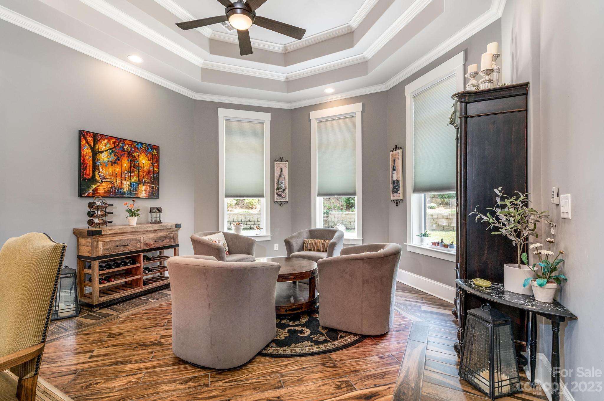 Norman Pointe - Residential