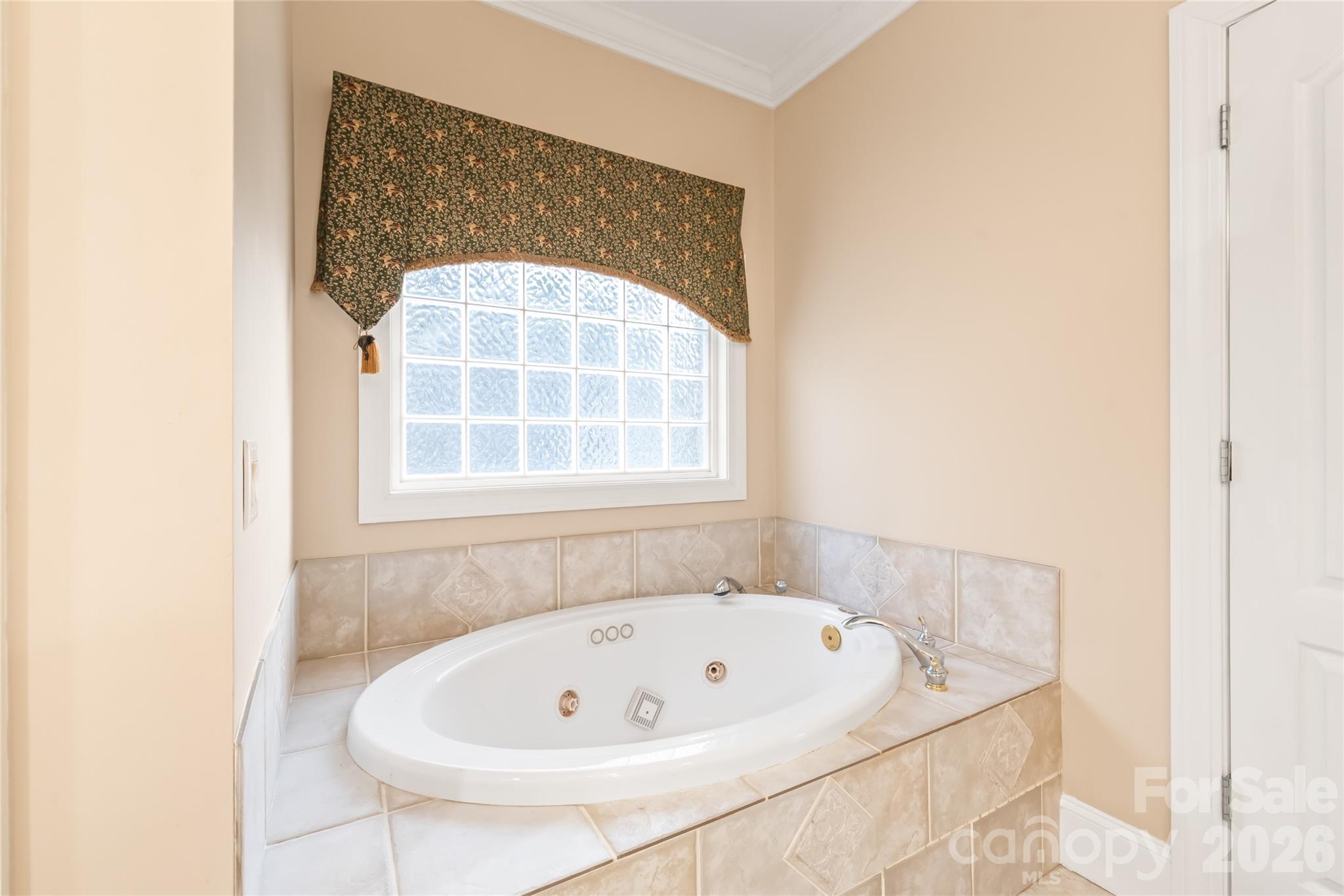 Greyson - Residential