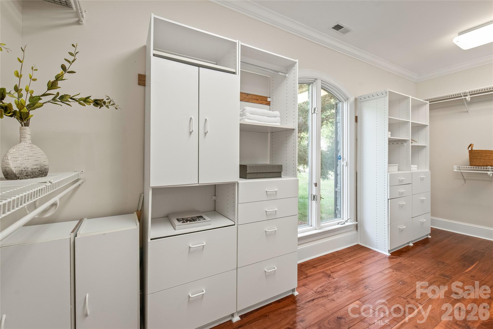 Greyson - Residential