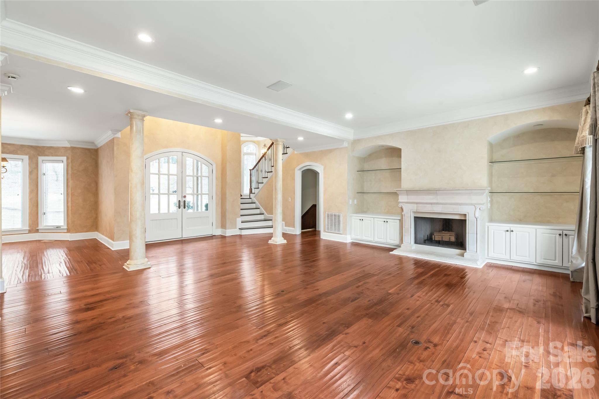 Greyson - Residential