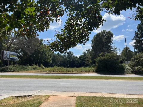 9452 Albemarle Road 2 Charlotte NC 28227