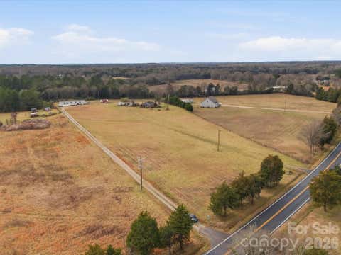 Photo for 313 Highway 324 Highway E