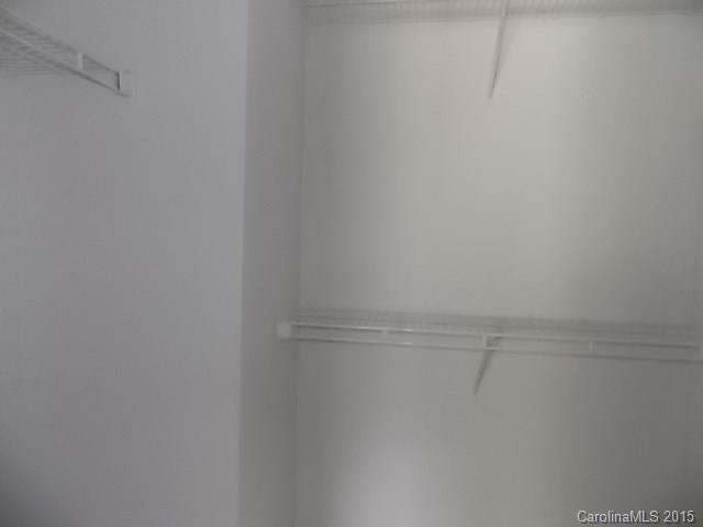 Avery Glen - Residential Lease