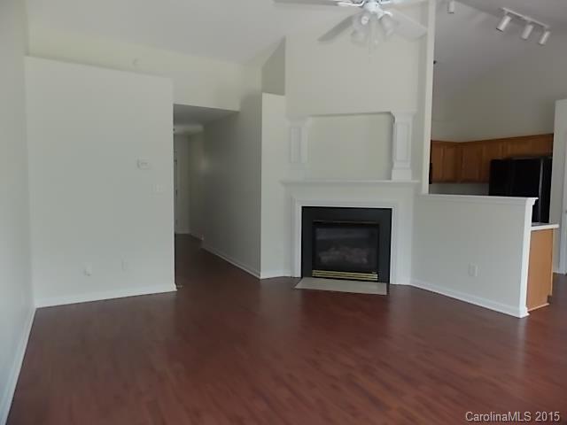 Avery Glen - Residential Lease