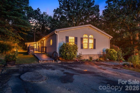 Photo of 75 Cliffview Drive, Asheville, NC 28803 (MLS # 4428267)
