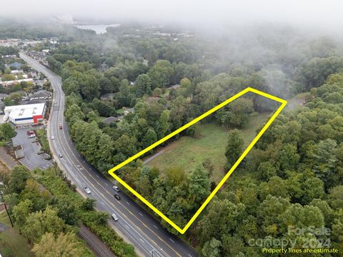1945 Hendersonville Road Asheville NC 28803