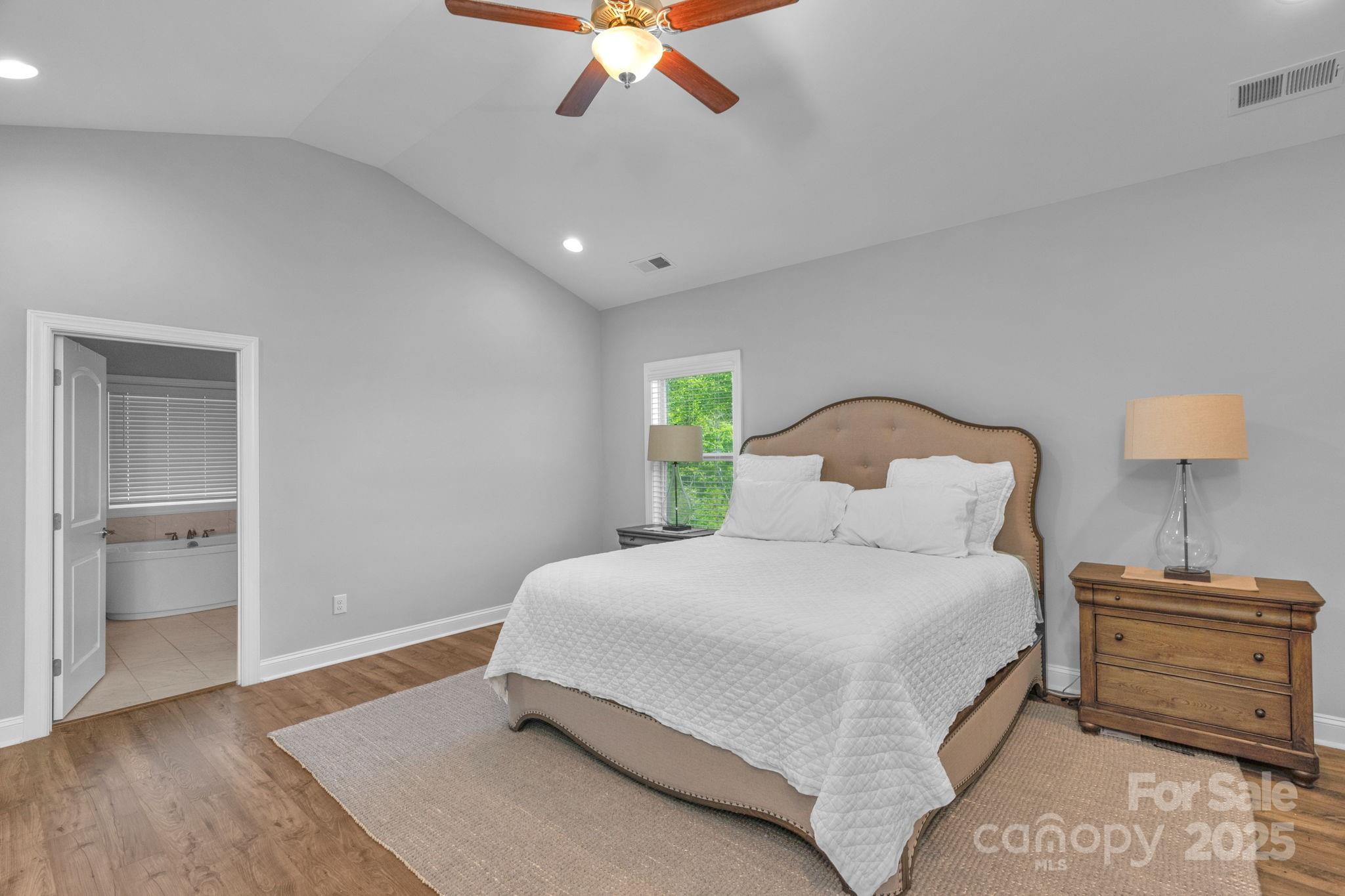 The traditions at Covington - Residential