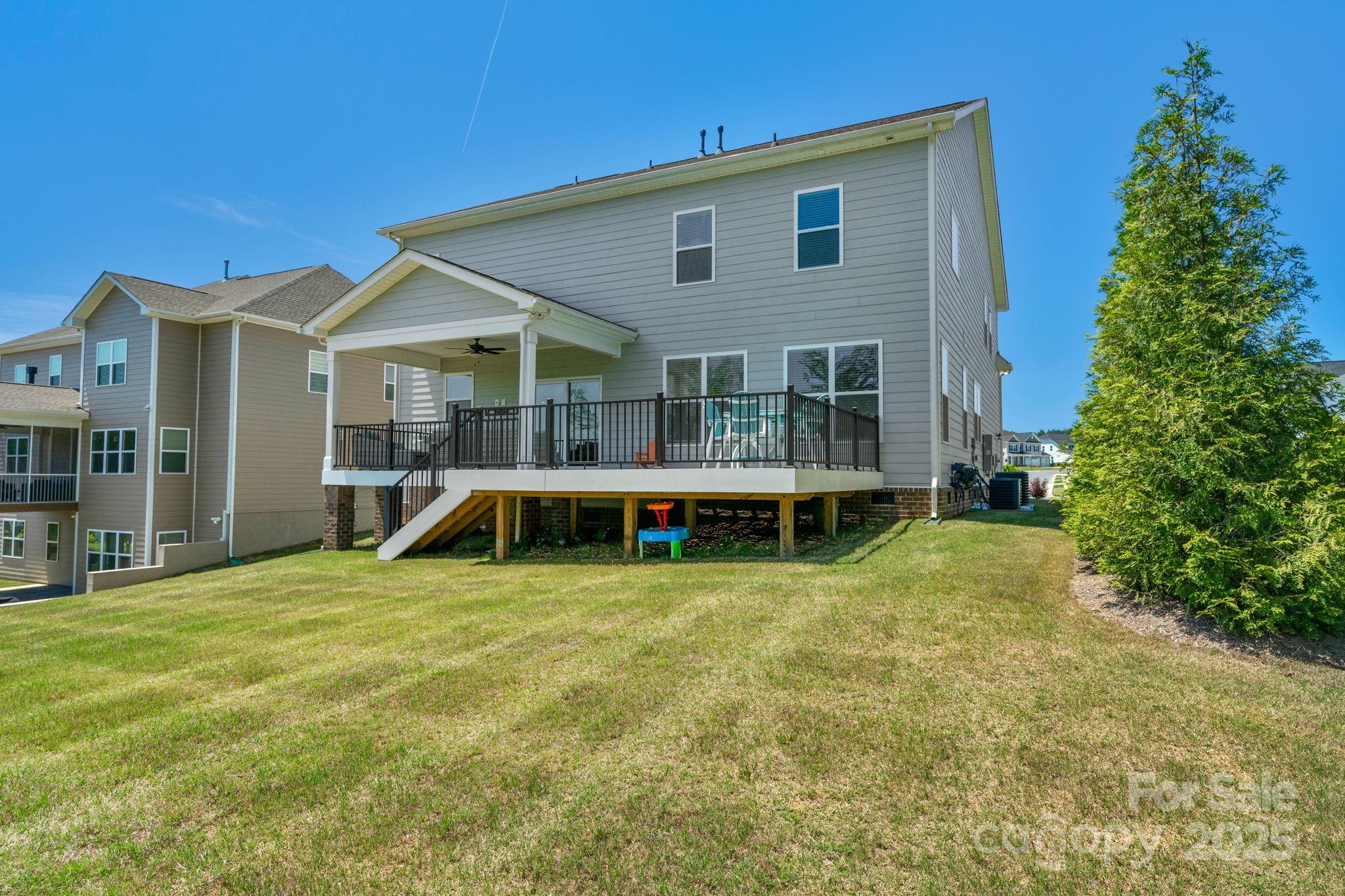 The traditions at Covington - Residential