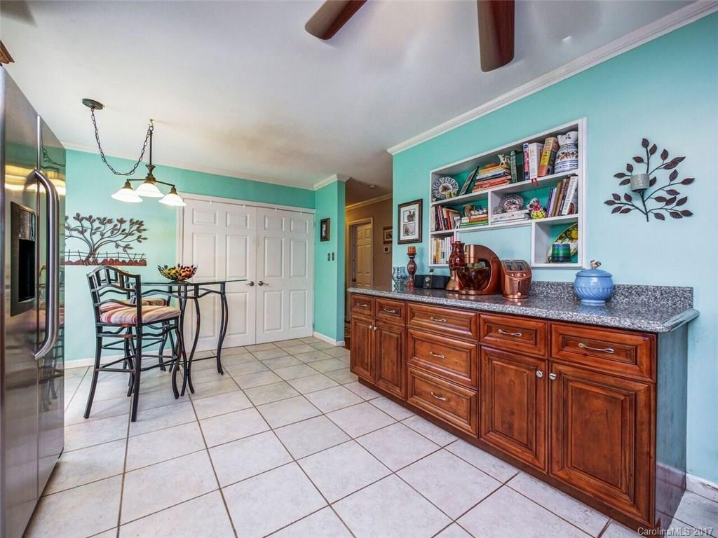 SEVENTEEN ACRES - Residential