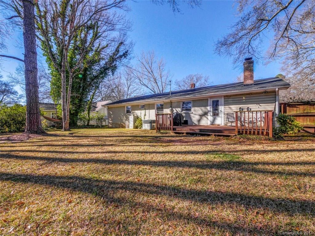 SEVENTEEN ACRES - Residential